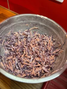 Ameriška zeljna solata | Coleslaw